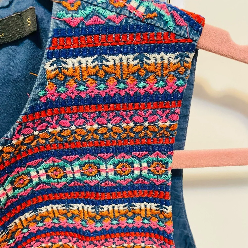 Festive & Adorable Boho Versatile Embroidered & Stripe Jersey THML Anthropologie - Picture 13 of 14